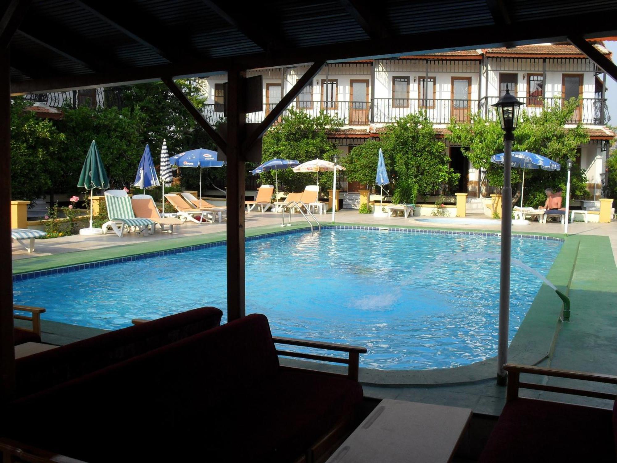 داليان Villa Ozalp Apartments المظهر الخارجي الصورة