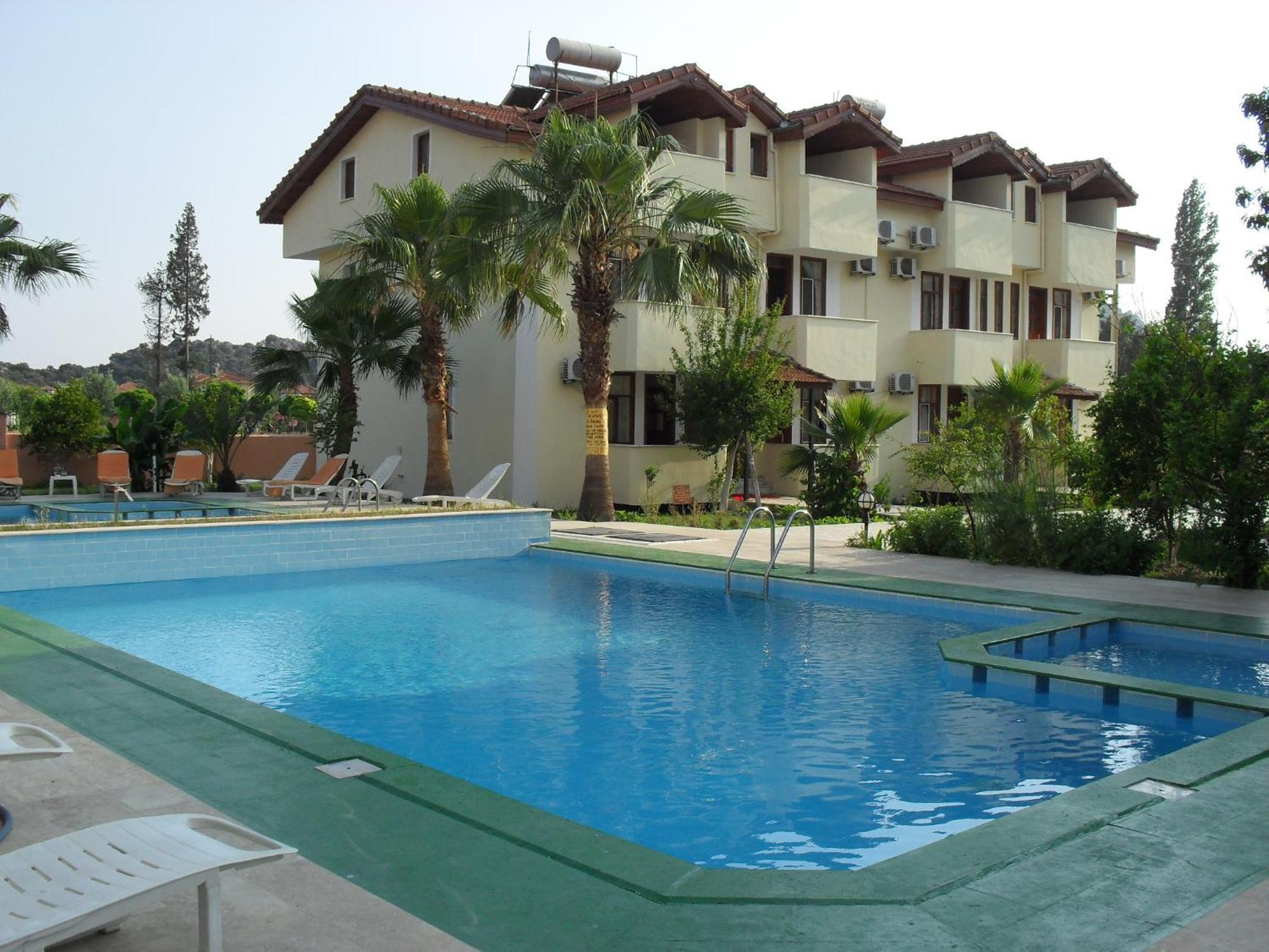 داليان Villa Ozalp Apartments المظهر الخارجي الصورة