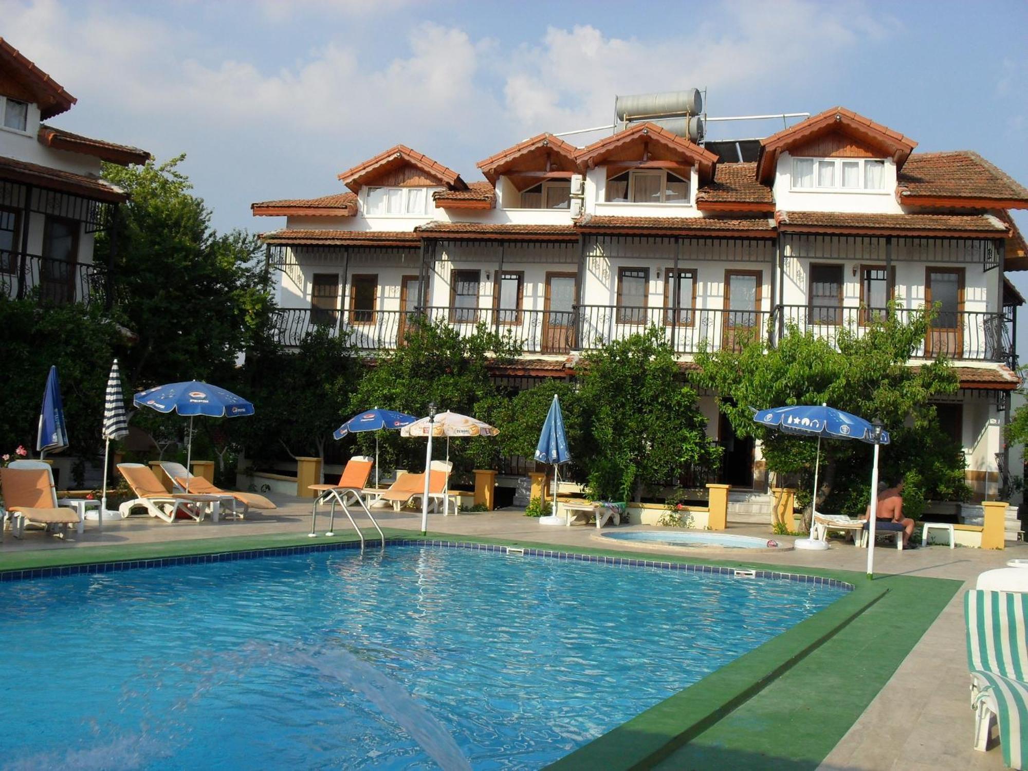 داليان Villa Ozalp Apartments المظهر الخارجي الصورة