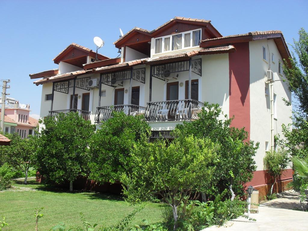 داليان Villa Ozalp Apartments المظهر الخارجي الصورة